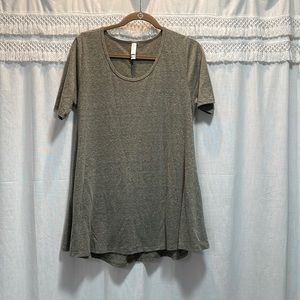 LuLaRoe size Small, heathered grey shirt.